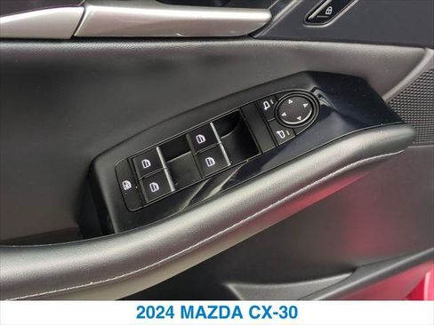 Used 2024 MAZDA CX-30 AWD 2.5 S w/ Select Sport Pkg image 13