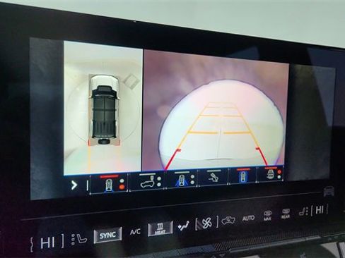 Used 2024 GMC Hummer EV 3X w/ Omega Edition image 44