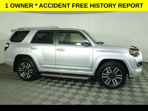 Used 2023 Toyota 4Runner Limited AWD/4WD image 2