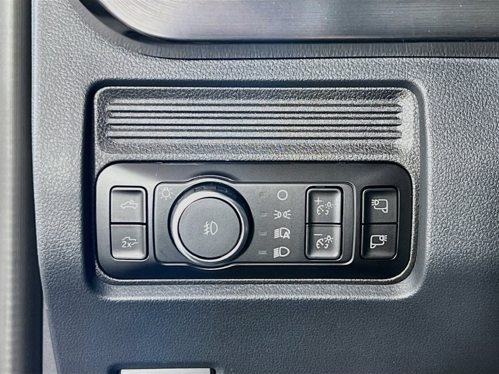 New 2027 Ford F350 Lariat AWD/4WD image 18