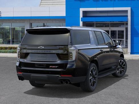New 2026 Chevrolet Suburban RST RWD image 4