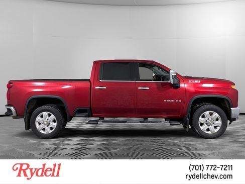 Used 2021 Chevrolet Silverado 2500 LTZ w/ LTZ Premium Package image 6