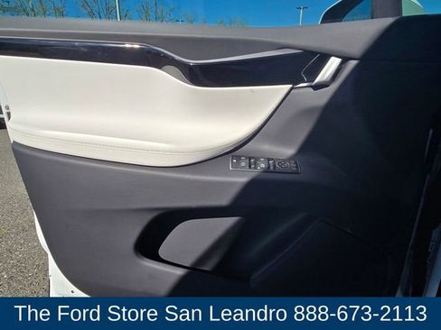 Used 2020 Tesla Model X Long Range image 25