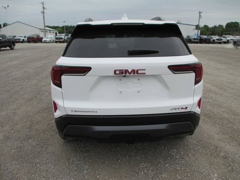 New 2026 GMC Terrain AT4 image 5