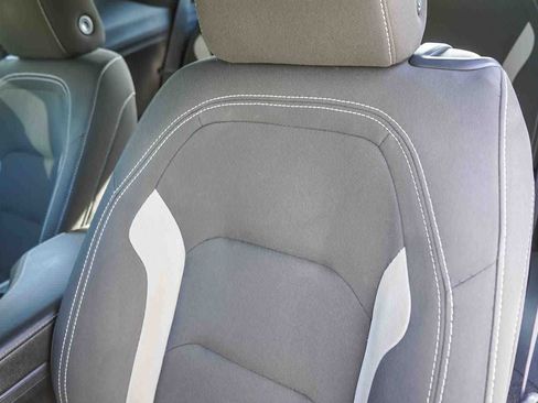 Used 2020 Chevrolet Camaro LT RWD image 18