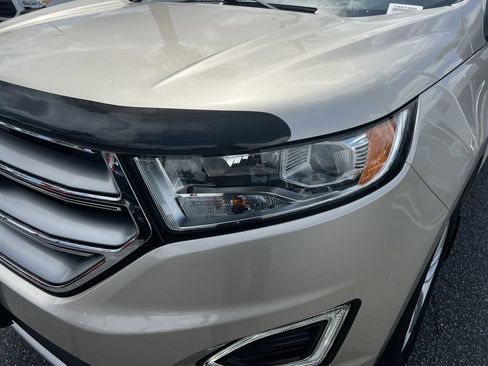 Used 2018 Ford Edge SEL AWD/4WD image 6
