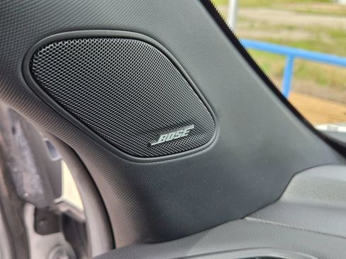 Used 2025 Honda Pilot Black Edition image 13