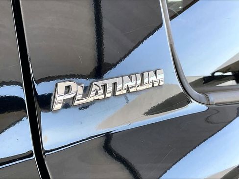 Used 2012 Toyota Tundra Limited w/ Platinum Pkg image 10