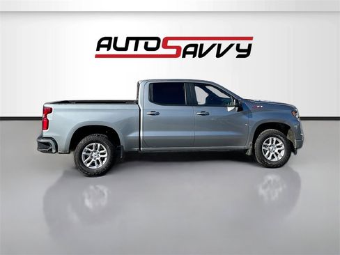 Used 2024 Chevrolet Silverado 1500 RST w/ Z71 Off-Road Package image 8