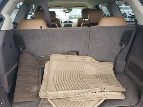 Used 2017 Buick Enclave Premium image 8