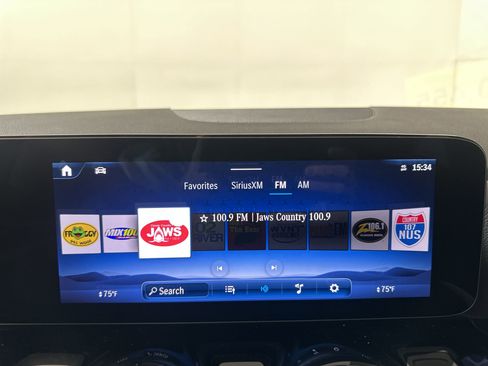 New 2025 Mercedes-Benz GLA 250 4MATIC image 16