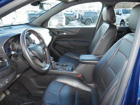Used 2022 Chevrolet Equinox RS w/ RS Leather Package image 2