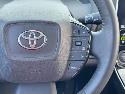 Used 2023 Toyota bZ4X Limited image 22