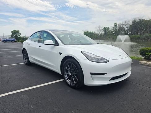 Used 2020 Tesla Model 3 Standard Range Plus RWD image 62