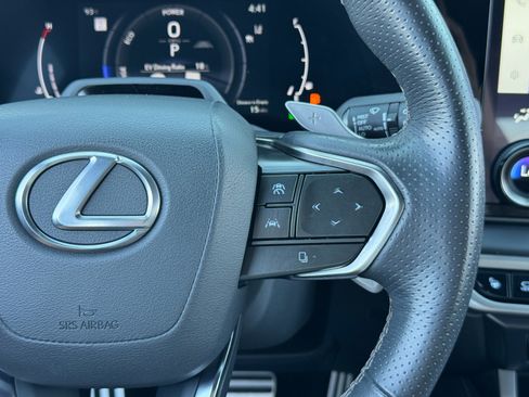 Used 2024 Lexus RX 500h F Sport w/ Convenience Package image 22