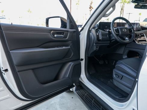 New 2026 Nissan Armada SV image 12