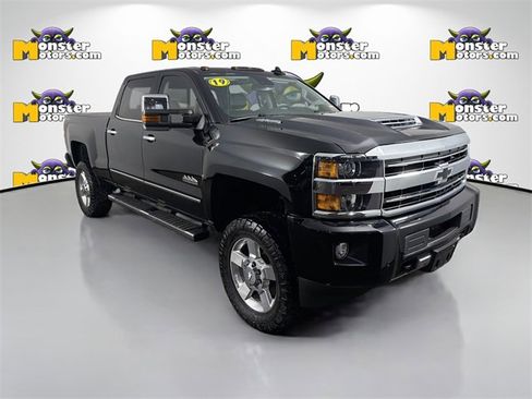 Used 2019 Chevrolet Silverado 2500 High Country image 3