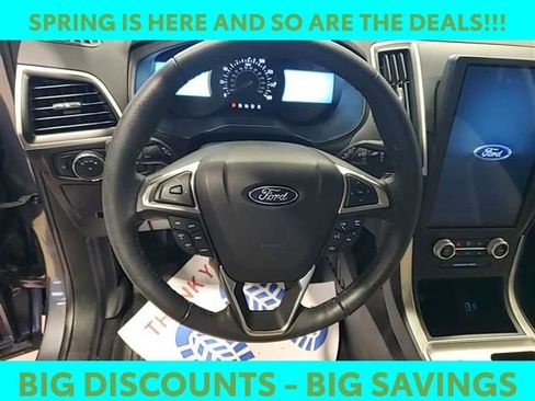 Used 2024 Ford Edge SEL image 6