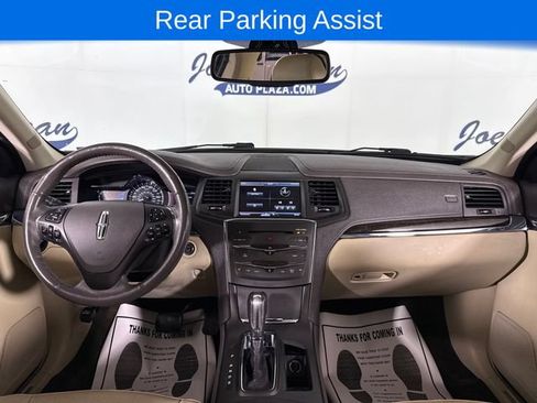 Used 2014 Lincoln MKS FWD image 10