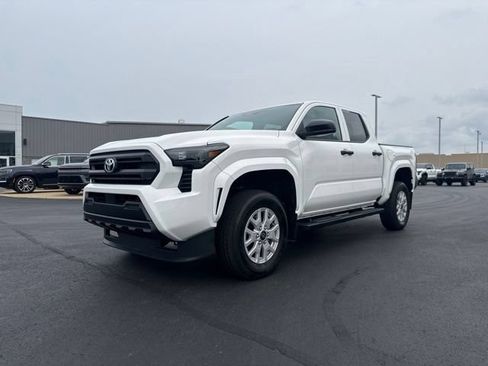Used 2024 Toyota Tacoma SR AWD/4WD image 3