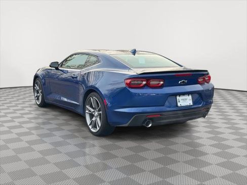 Used 2023 Chevrolet Camaro LT w/ Technology Package image 5