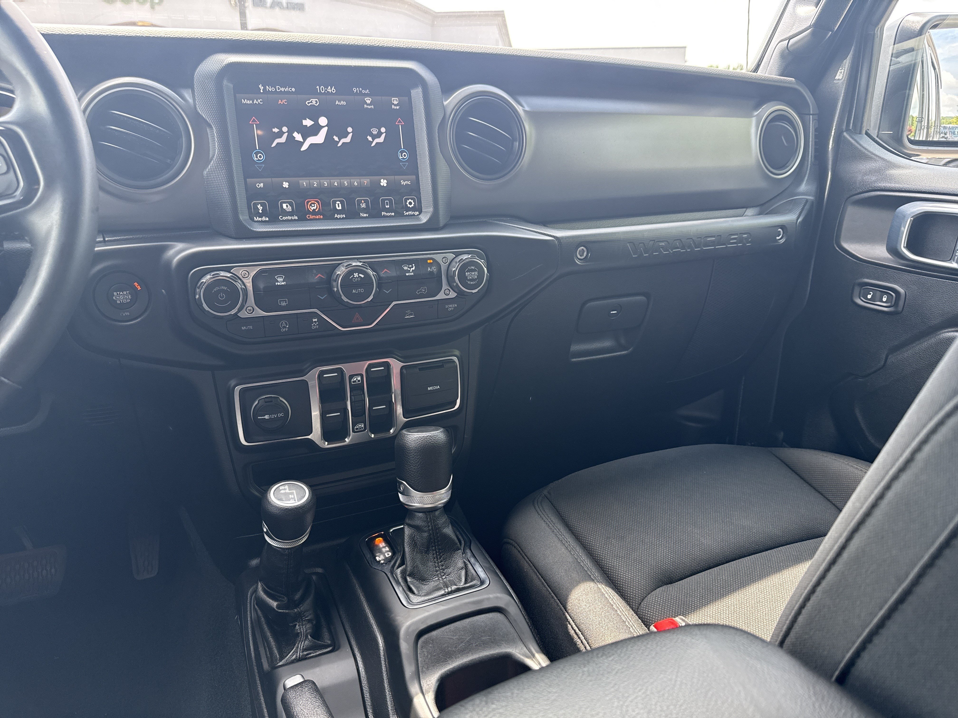 Used 2022 Jeep Wrangler Unlimited Sport AWD/4WD image 27