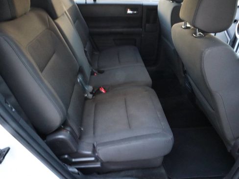Used 2014 Ford Flex SE image 12
