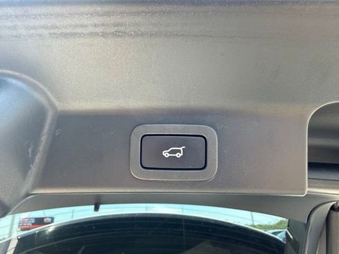 Used 2021 Jaguar F-PACE S AWD/4WD image 10