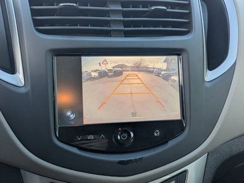 Used 2016 Chevrolet Trax LT w/ LT Convenience Package image 15