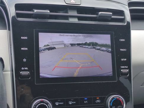 Used 2023 Hyundai Tucson SEL AWD/4WD image 21