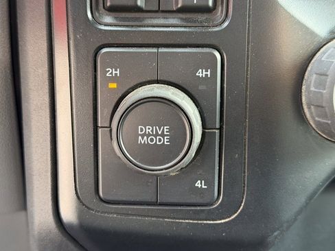 Used 2024 Ford F250 XLT image 13