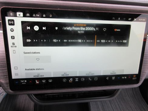 Used 2023 Rivian R1S Launch Edition image 61