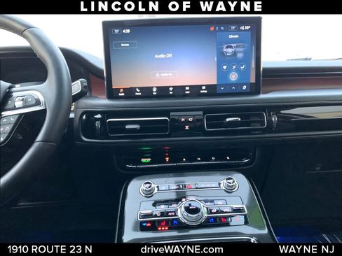 Certified 2022 Lincoln Nautilus Reserve image 19