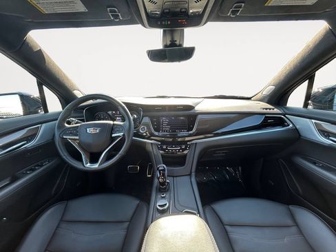 Used 2024 Cadillac XT6 Sport w/ Platinum Package AWD/4WD image 17