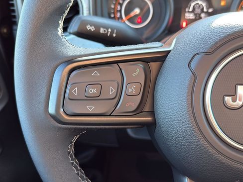 New 2026 Jeep Wrangler Willys AWD/4WD image 17