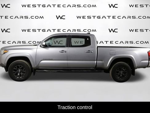 Used 2020 Toyota Tacoma SR5 AWD/4WD image 5