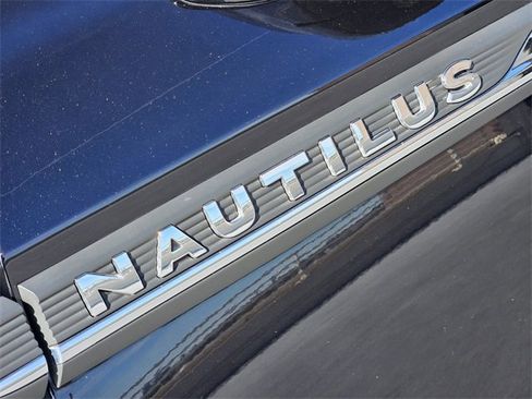 Certified 2023 Lincoln Nautilus Reserve w/ Equipment Group 201A image 12