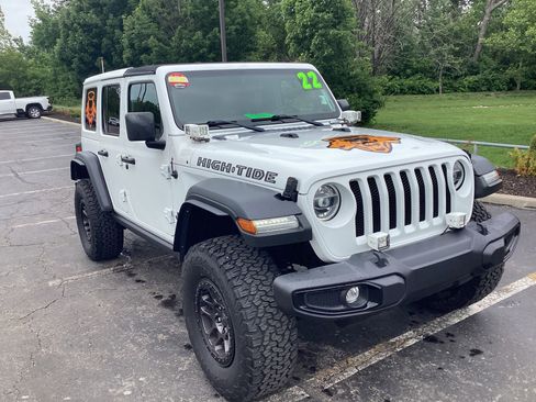 Used 2022 Jeep Wrangler Unlimited Sport AWD/4WD image 2