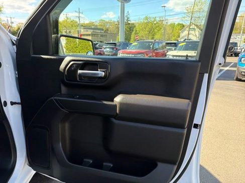 Used 2025 GMC Sierra 3500 Pro w/ Convenience Package AWD/4WD image 9