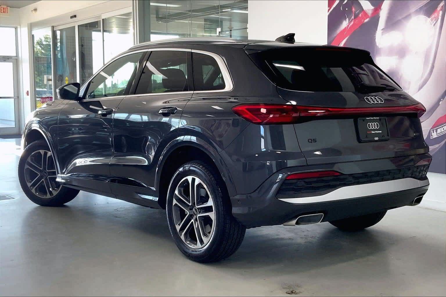 Certified 2025 Audi Q5 Premium w/ Convenience Package AWD/4WD image 4