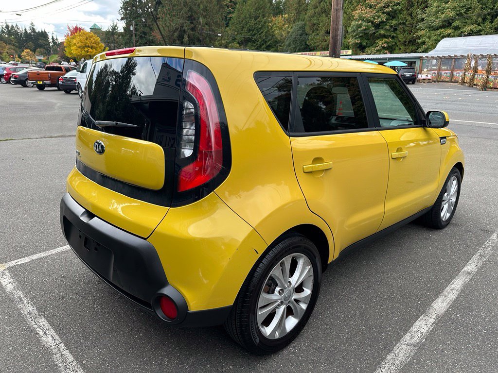Used 2015 Kia Soul + FWD image 6