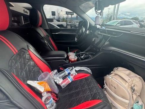 Used 2023 Jeep Grand Cherokee L Limited image 6