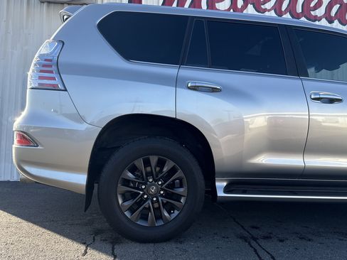 Used 2022 Lexus GX 460 Premium image 33