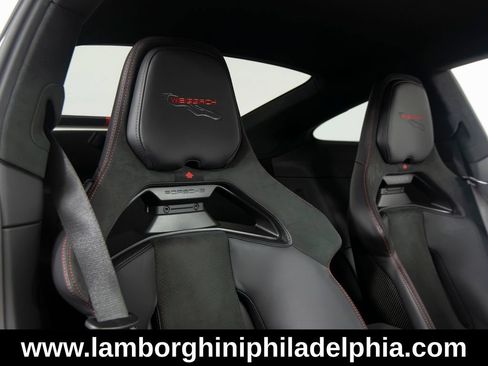 Used 2026 Porsche 911 GT3 RWD image 38