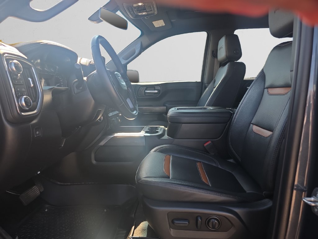 Used 2022 GMC Sierra 1500 AT4 w/ AT4 Preferred Package AWD/4WD image 9