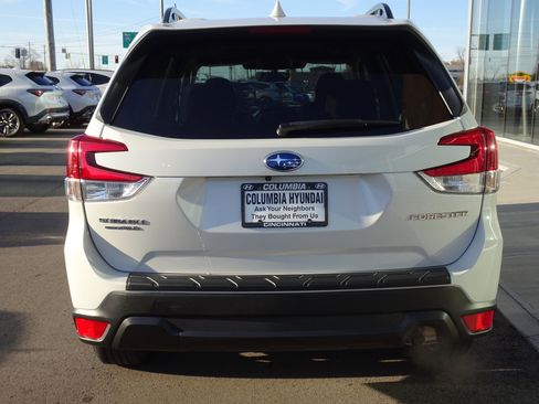 Used 2022 Subaru Forester Premium w/ Popular Package #2 image 4