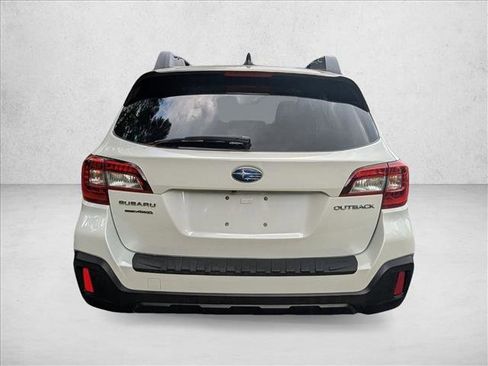 Used 2019 Subaru Outback 2.5i Limited AWD/4WD image 5