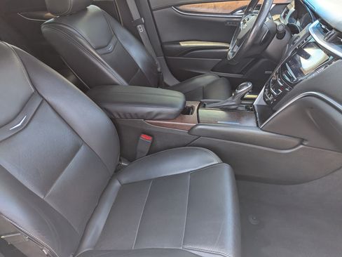 Used 2019 Cadillac XTS Luxury FWD image 10