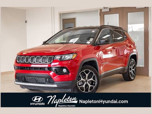 Used 2025 Jeep Compass Limited image 1