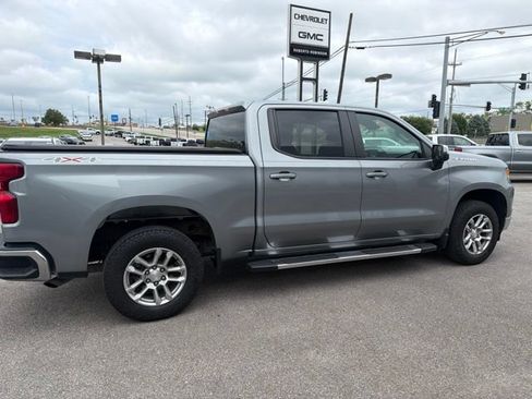 Used 2023 Chevrolet Silverado 1500 LT AWD/4WD image 19